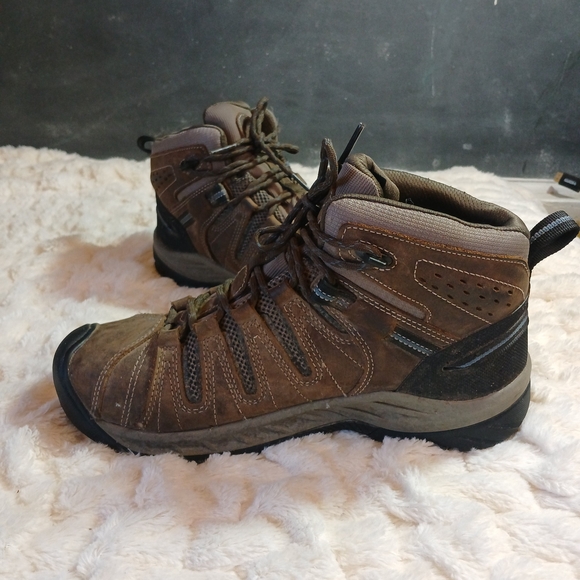 KEEN Men's Size 9.5D Utility Flint II Mid Waterproof Steel Toe Work Boots - Picture 5 of 10